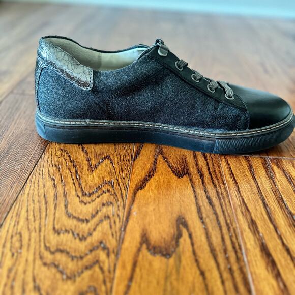 Johnston & Murphy Women's 9 Callie Lace-Up Black Glitter Leather Sneakers - Picture 6 of 11